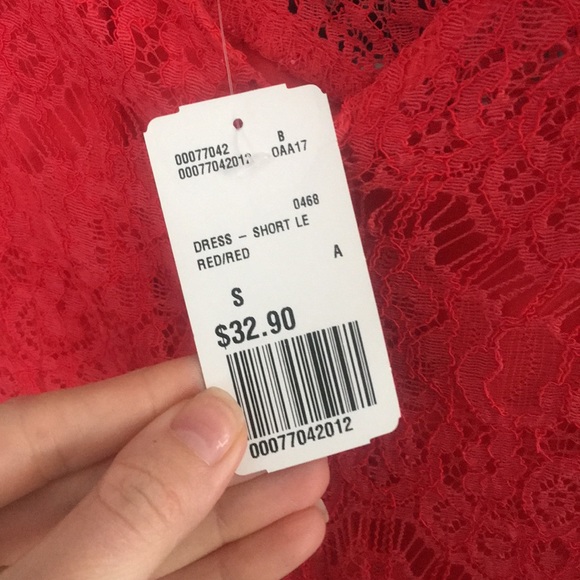 NWT Mini Red Lace Dress - Picture 3 of 4